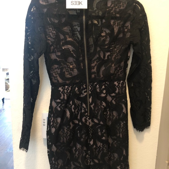 LF Seek the Label Lace V Neck Dress With Tags - Picture 2 of 3